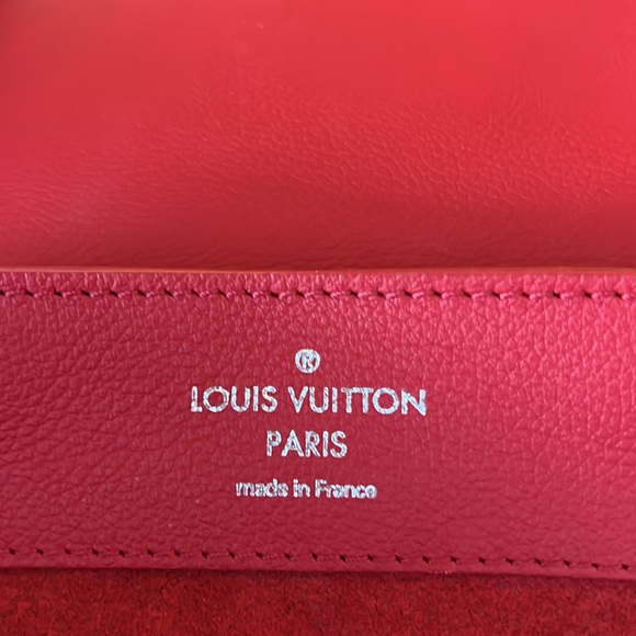 Louis Vuitton LOCKME backpack in Red (worn twice) - Picture 5 of 7